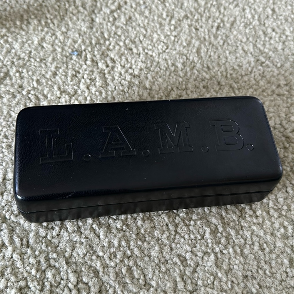 L.A.M.B eyeglass case - Picture 3 of 6